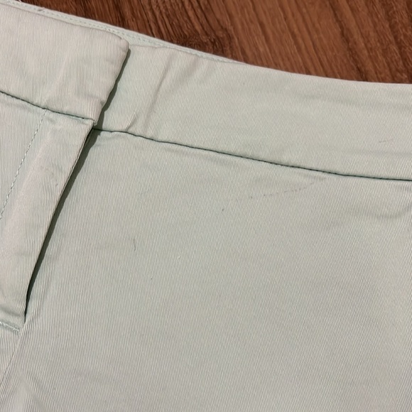 LOFT Shorts (Size 0) - Picture 9 of 9